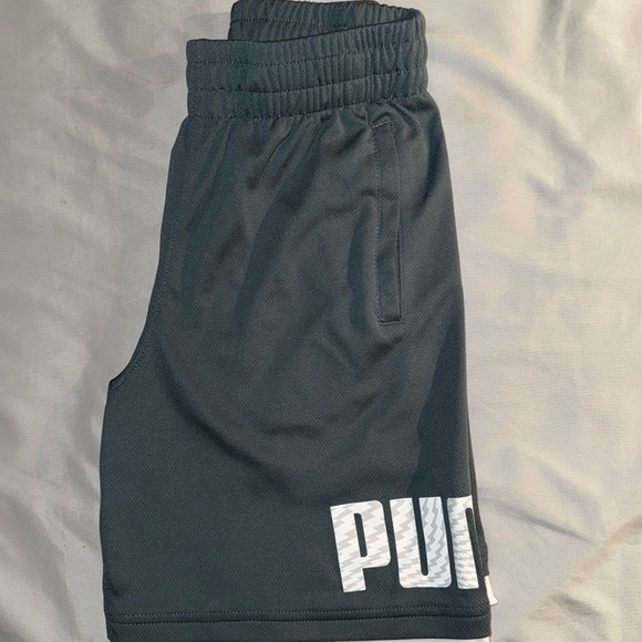 PUMA 5” shorts - Picture 1 of 1